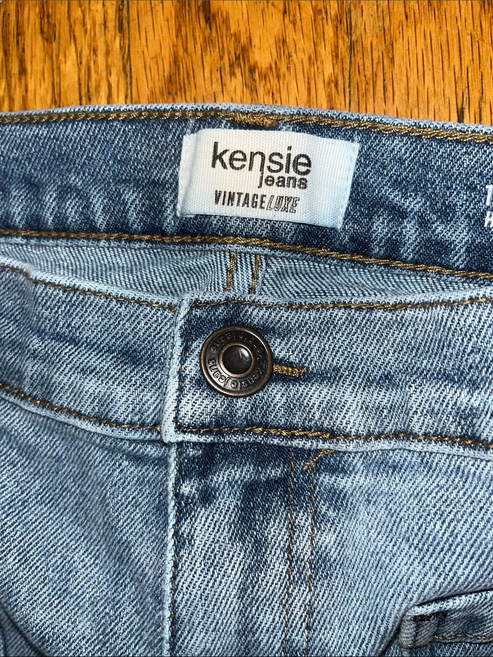Kensie Vintage Luxe The Savannah High Rise Flare Denim Blue Jeans Size 32 - Picture 2 of 10